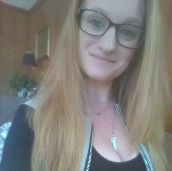 Meet your Posher, Jessie - Picture 1 of 1